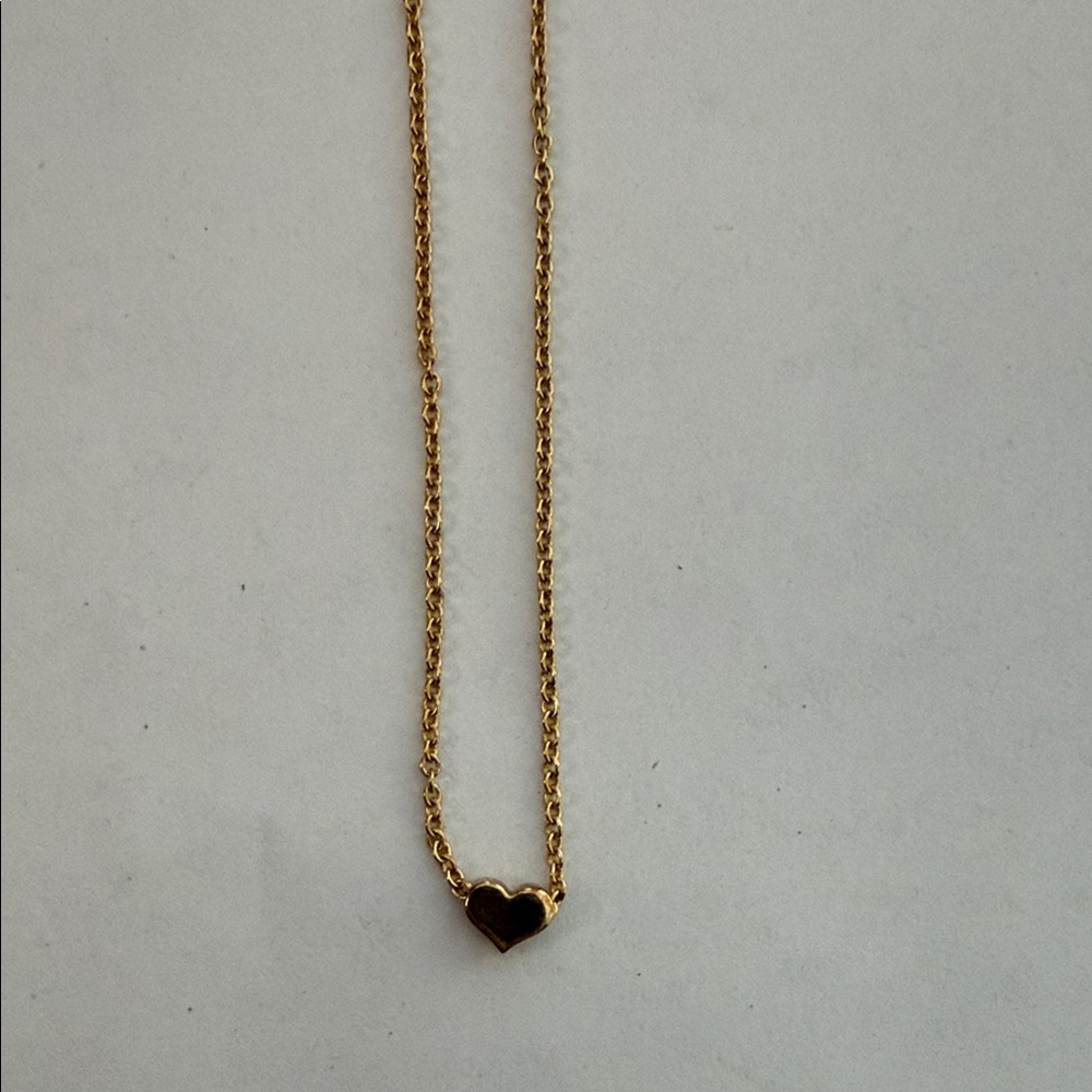 Very Dainty Gold Heart Pendant Necklace